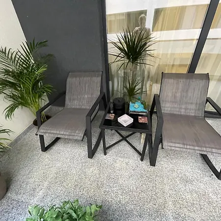 Jade Luxury Studio דירה *